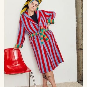 Dusen Dusen striped colored robe, used but in good condition.